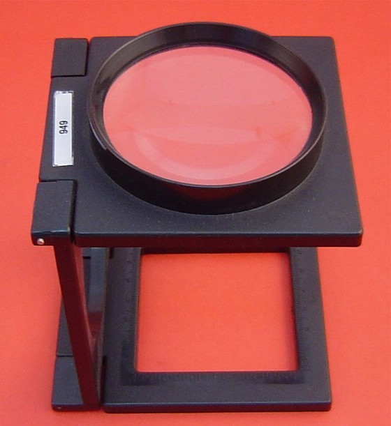 PORTABLE MAGNIFYING LENS W/STAND