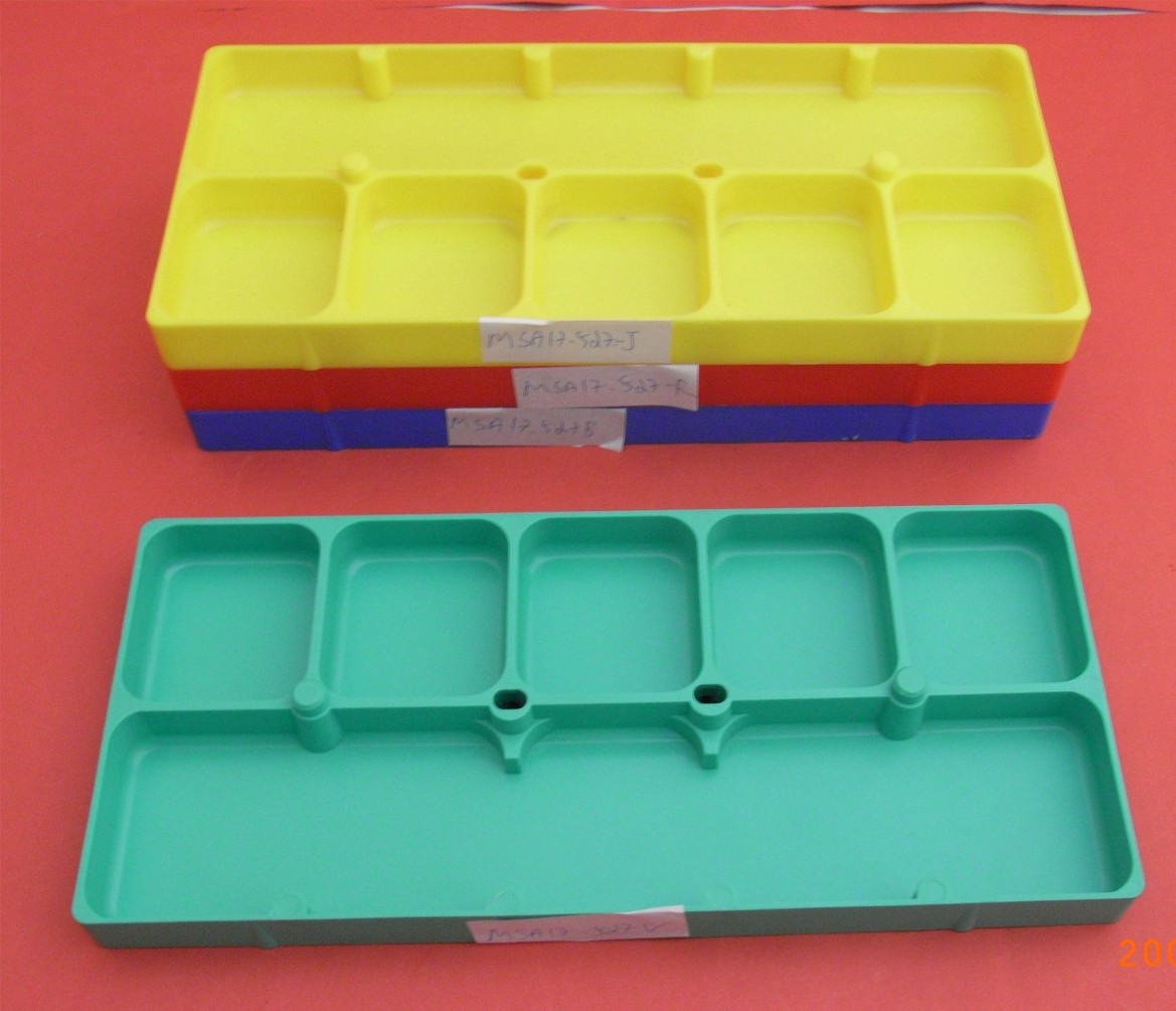 PLASTIC BOX FOR WATCHES AND PARTS